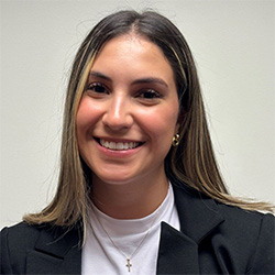 Isabella DiMario Headshot